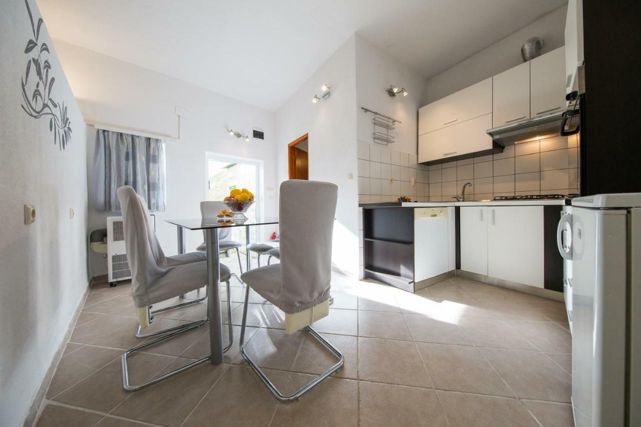 Strma Apartments فيس المظهر الخارجي الصورة